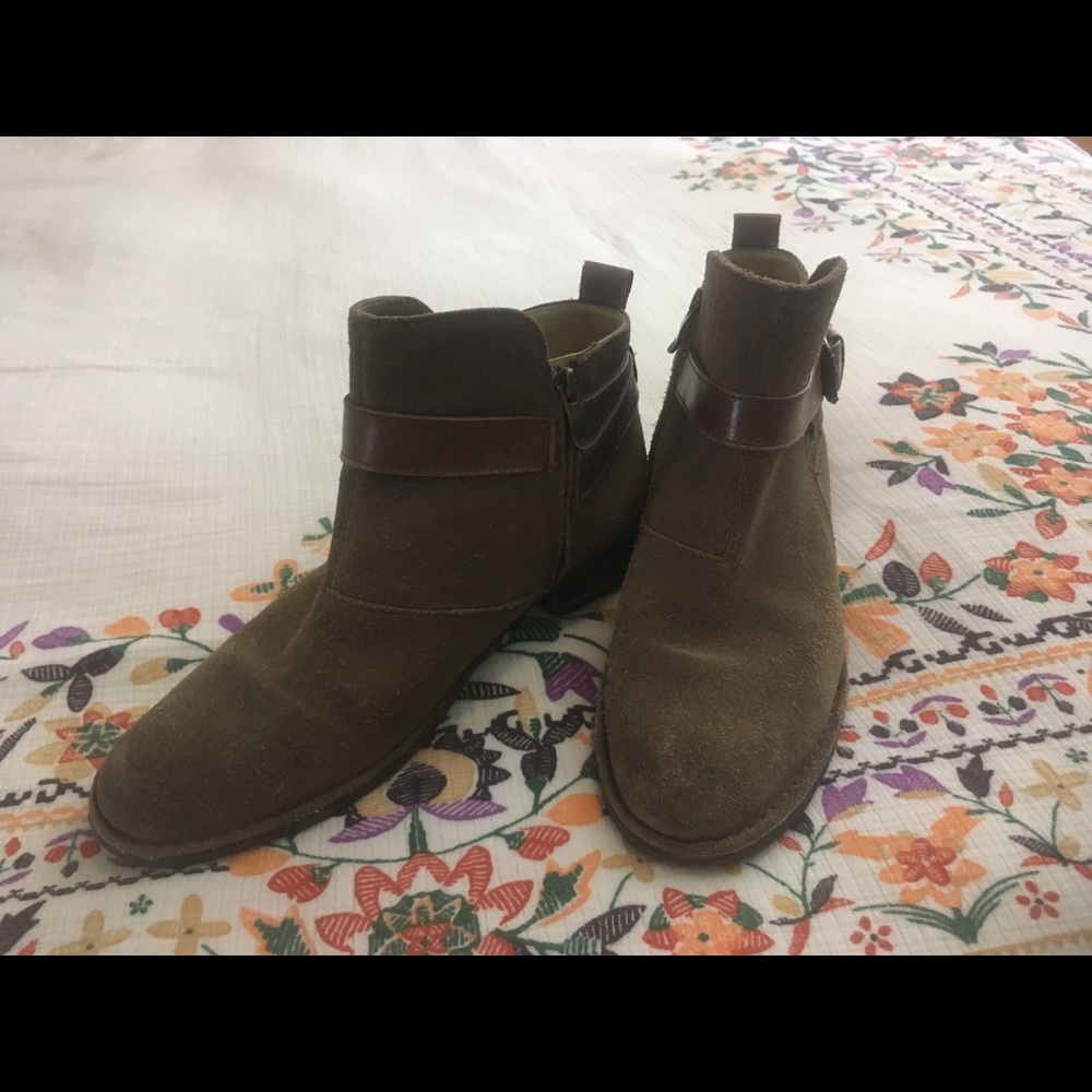 Ankle boots